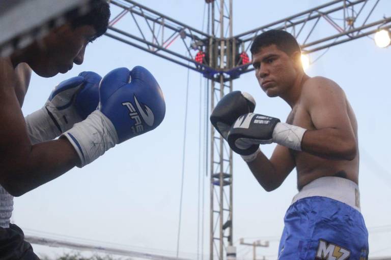 Buscará Israel Bernal mantener su récord perfecto en su próximo combate