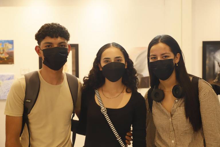 Tania Sarahí Ramírez Flores es la ganadora con su obra ‘8-bit’