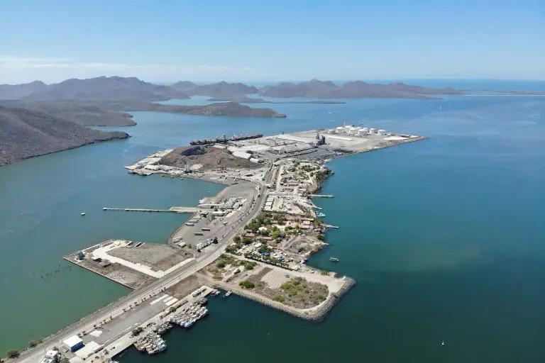 Piden a Sheinbaum aplazar construcción de planta de gas licuado en Topolobampo