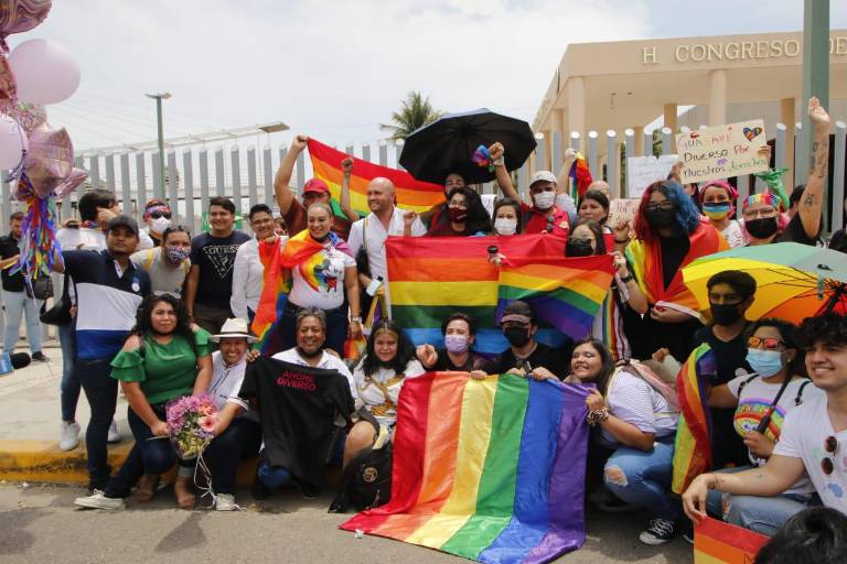Quirino tiene hasta este lunes para observar matrimonios igualitarios; voces se unen para pedir su publicación