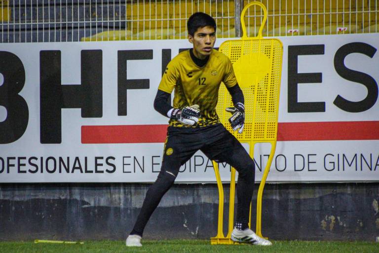 Luis Fernando López busca consolidarse como portero de Dorados de Sinaloa
