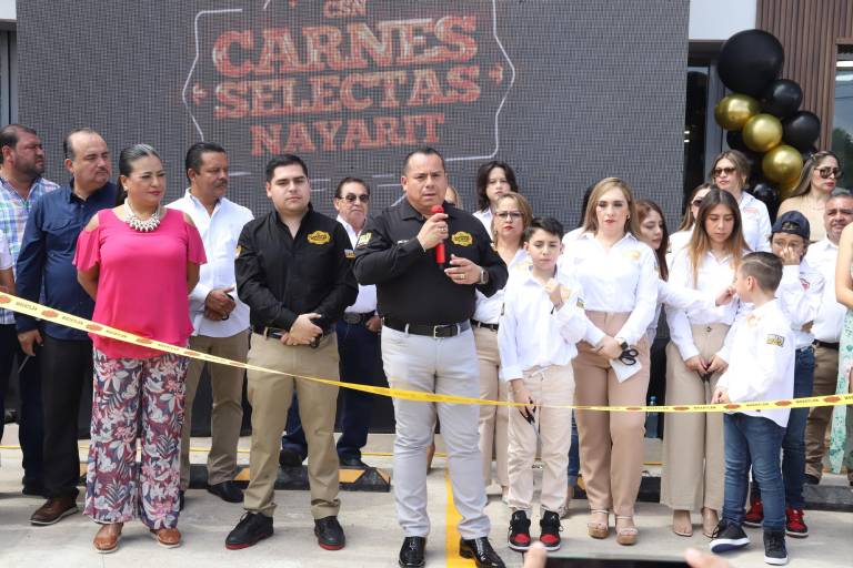Inauguran Carnes Selectas Nayarit, en Mazatlán