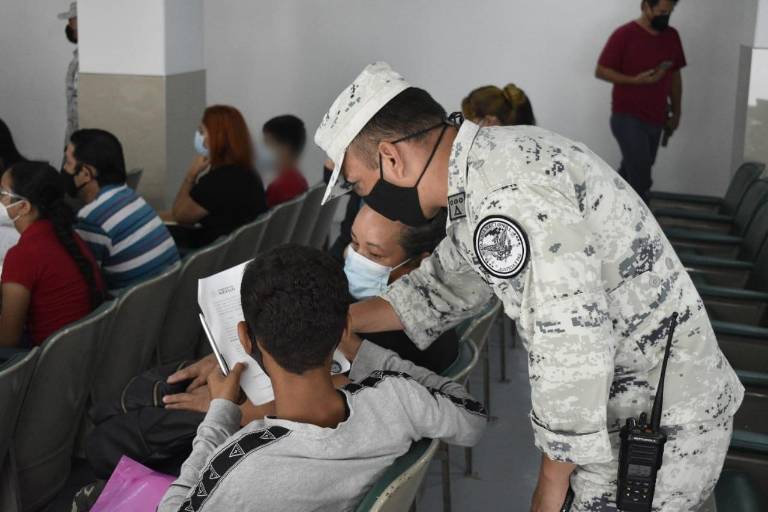 En Culiacán, continúa vacunación contra Covid para adolescentes de 12 a 17 años con comorbilidades