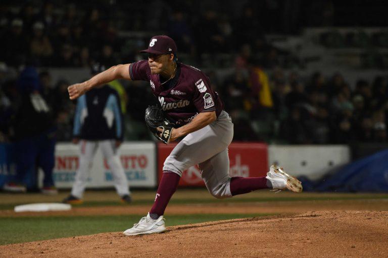 Tomateros explota en la octava y apalea a Algodoneros para amarrar la serie