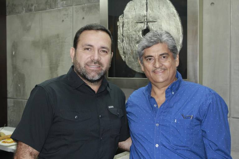 Tiene nuevo patronato En Acción Solo por Amor IAP