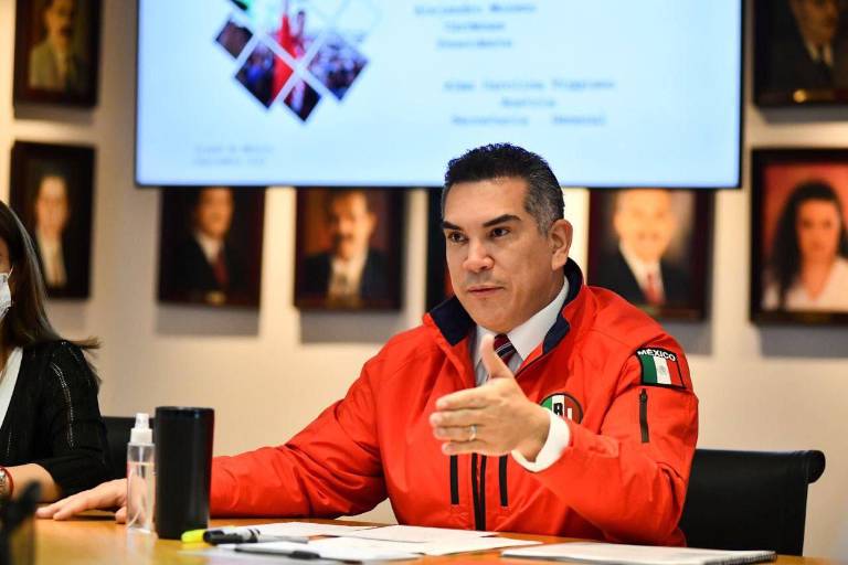 Si Quirino quiere ser Embajador en el Gobierno de AMLO, debe pedir permiso al partido, dicen en el PRI