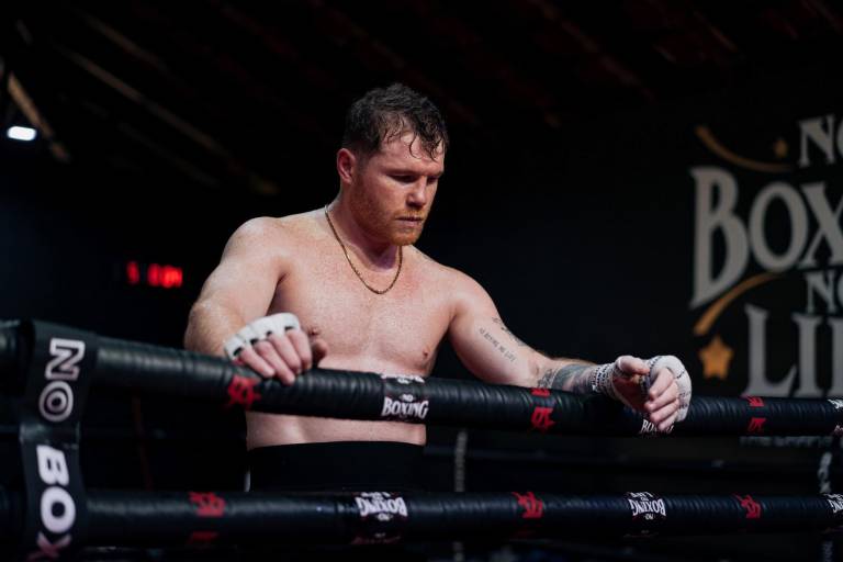 Padre de David Benavidez confirma que hubo negociaciones con Canelo