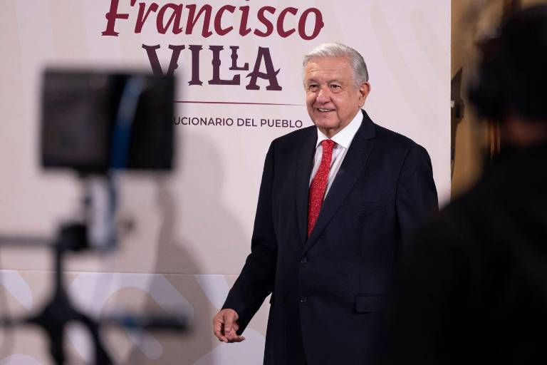 Ve AMLO ‘buen negocio’ en posible compra de acciones de Banamex