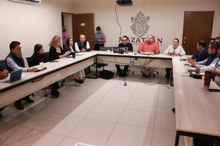 Crean en Mazatlán el Comité Municipal de Organización del Eclipse Solar 2024