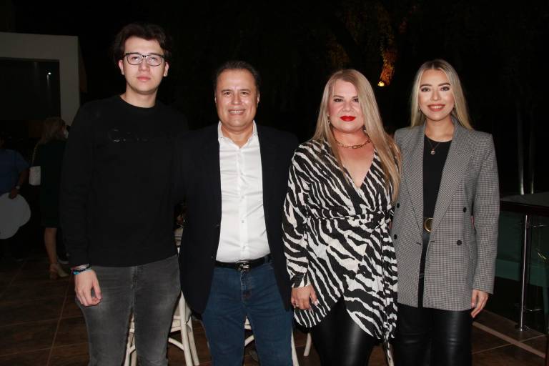 Estrenan terraza en el Country Club de Culiacán