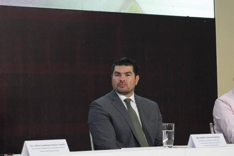 Señala Diputado que debe iniciarse proceso contra Quirino Ordaz por multa del SAT a Gobierno de Sinaloa