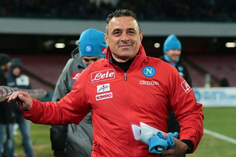 Nápoles cambia de entrenador a dos días del juego ante Barcelona en la Champions League