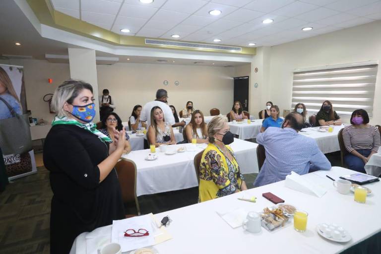 Empresarias de Mazatlán buscan reactivarse económicamente tras casi dos años de pandemia