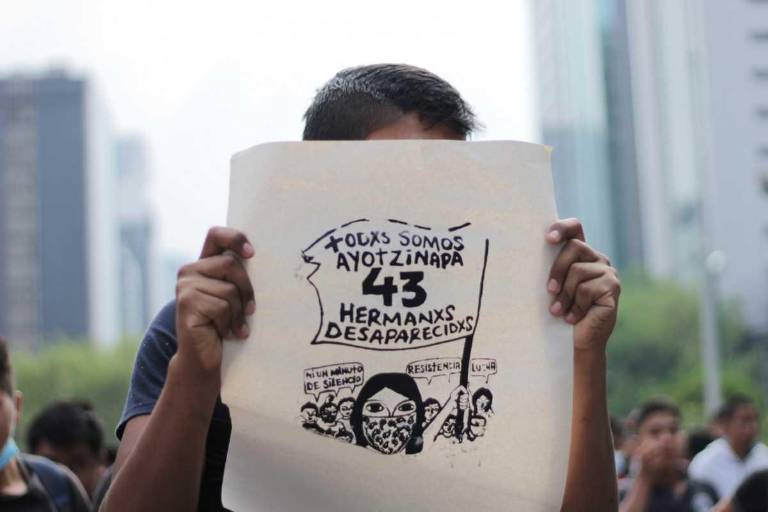 La instrucción: Cómo el gobierno dinamitó la investigación del caso Ayotzinapa