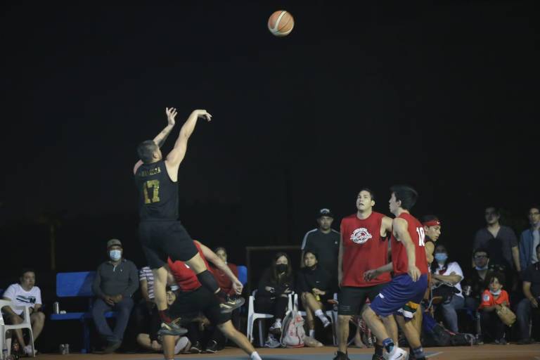 La Esquinita se cena el título en la Copa Semana Santa 2021