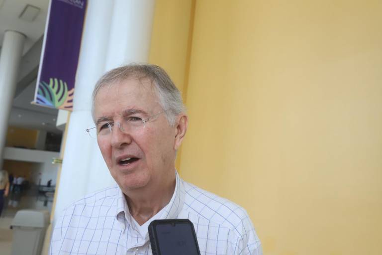 Exige Rodolfo Madero no reducir presupuesto para la salud y la educación