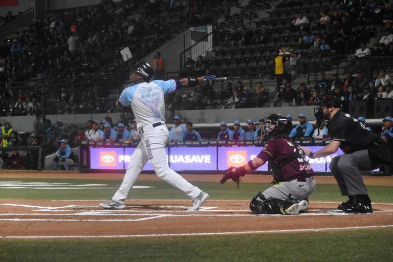 Algodoneros apalea a Tomateros en el primero de la serie