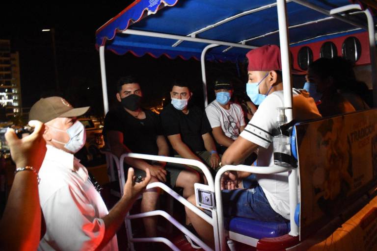 En Mazatlán refuerzan operativo contra el ruido de aurigas y pulmonías en zonas habitacionales