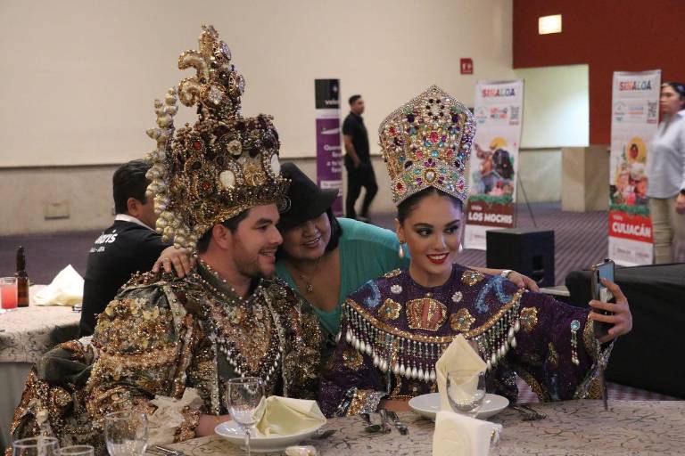 Atrae presencia de realeza del Carnaval en giras de promoción turística: Raúl Rico