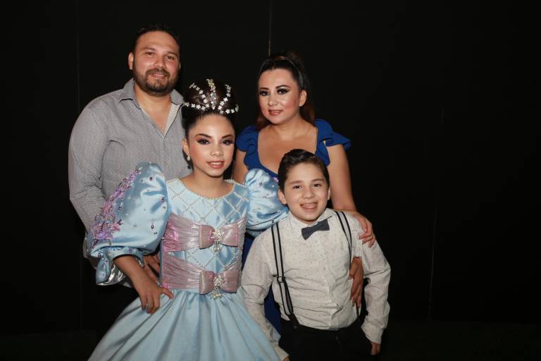 Melanie I es coronada como Reina Infantil del Carnaval 2023