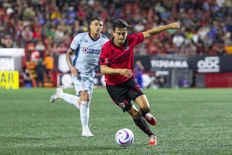 Xolos remonta y Cruz Azul sufre su tercera derrota