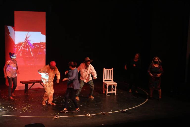 Llevan a la escena las culturas indígenas