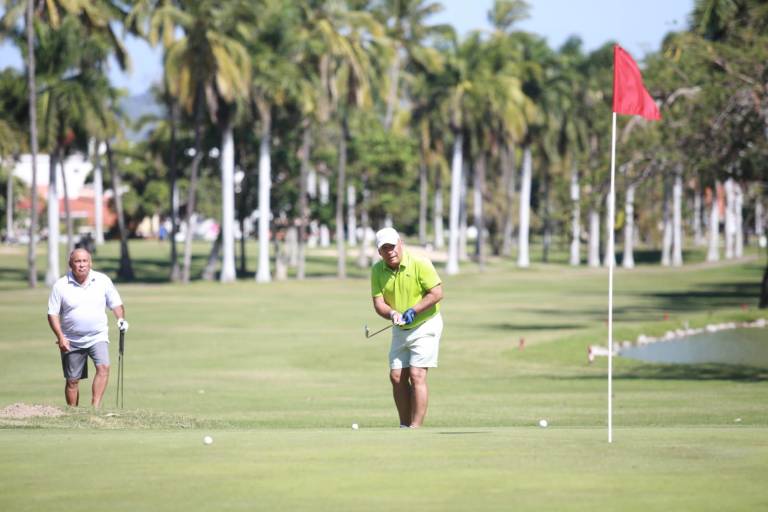 Mazatleco Diego Medina ratifica su etiqueta y se adueña del Torneo Anual de Golf de El Cid