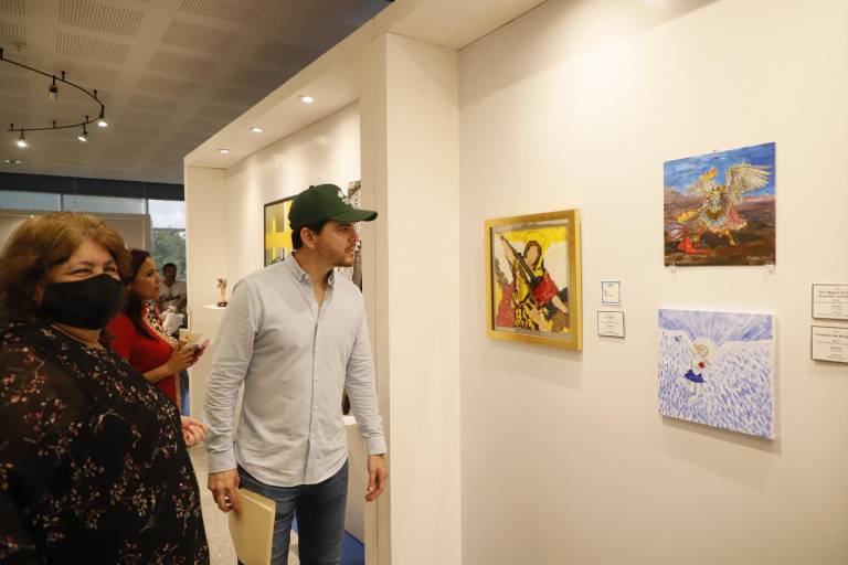 Tania Sarahí Ramírez Flores es la ganadora con su obra ‘8-bit’