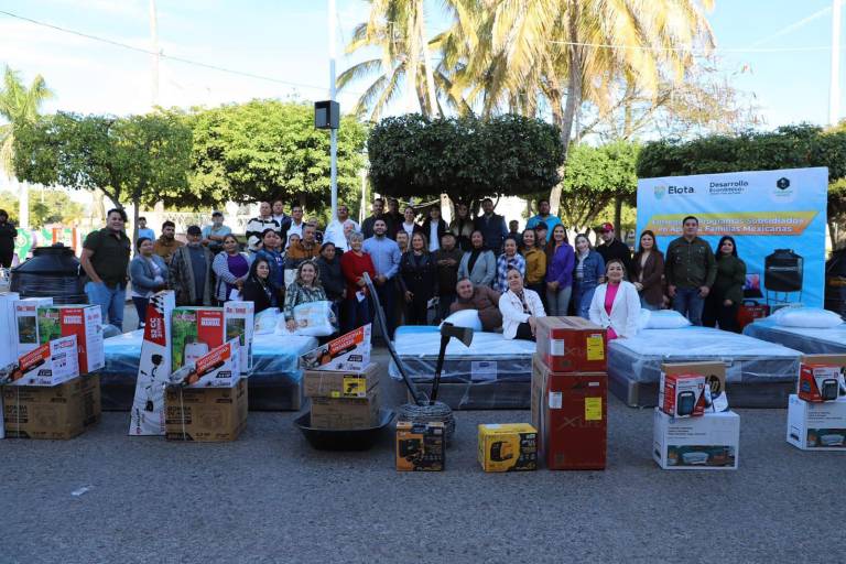 Entregan artículos y herramientas en apoyo a comunidades de Elota