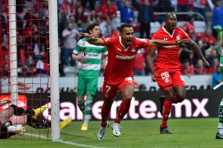 Toluca se lleva duelo de volteretas ante Santos Laguna