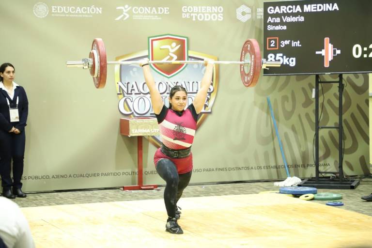 Levanta Edzia Rivas tres medallas de bronce en Nacionales Conade