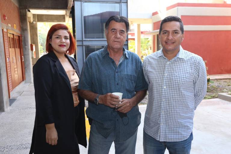 Antonio López Sáenz es nombrado Patrono honorario del Faro Mazatlán