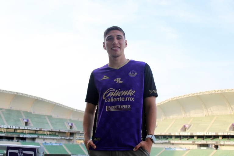 Luis Olivas llega a Mazatlán procedente de las Chivas