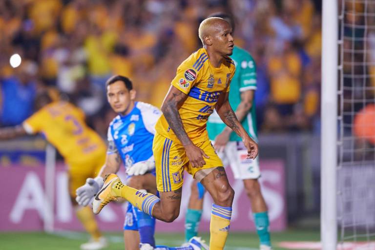 Tigres se lleva la ventaja global tras remontarle al León en las semifinales de la Concachampions
