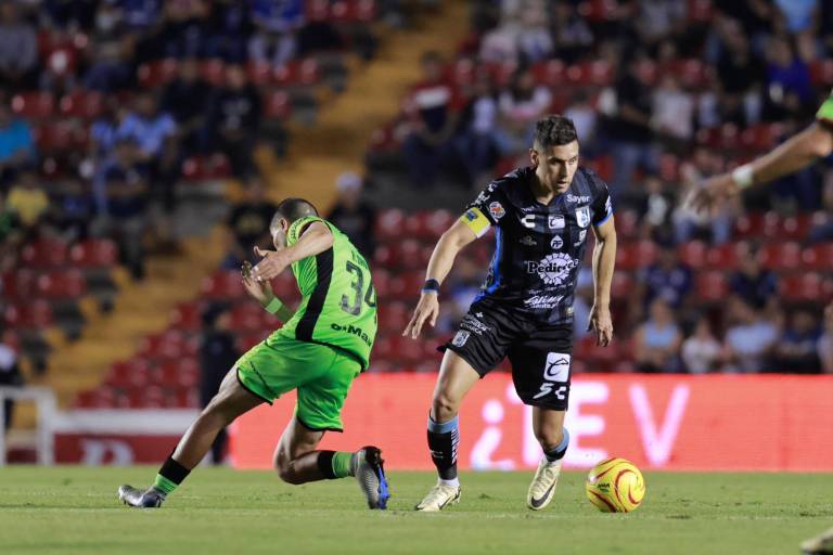 Querétaro mantiene el orden y se impone a FC Juárez