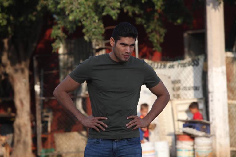 Gilberto ‘Zurdo’ Ramírez no le quita el ojo a Canelo Álvarez: ‘Esa pelea sucederá eventualmente’