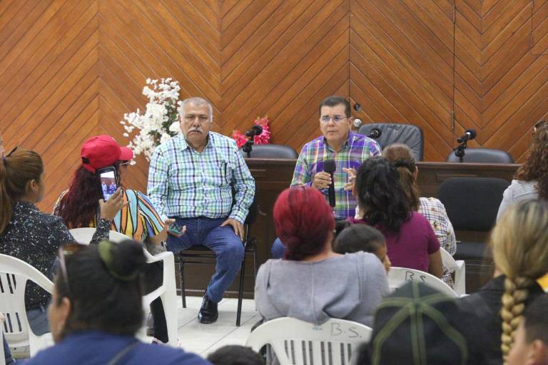 Localizan con vida y amarrados a dos jóvenes en Mazatlán