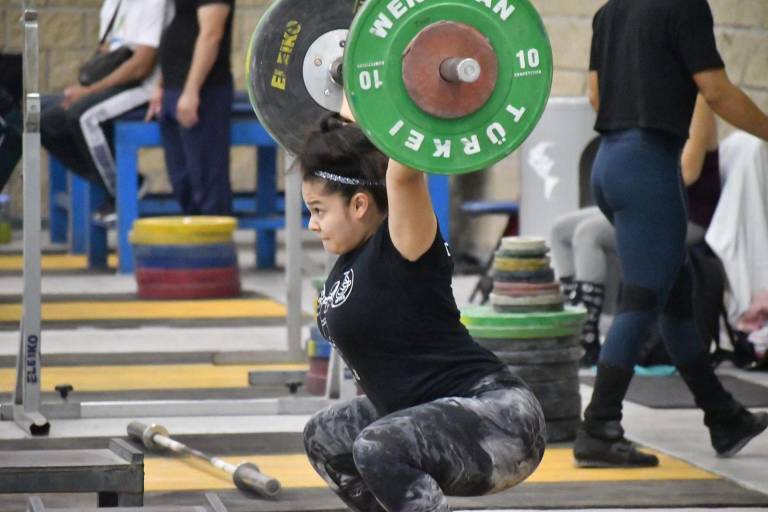 Mariana García, estudiante de Psicología de la UAS, es campeona panamericana