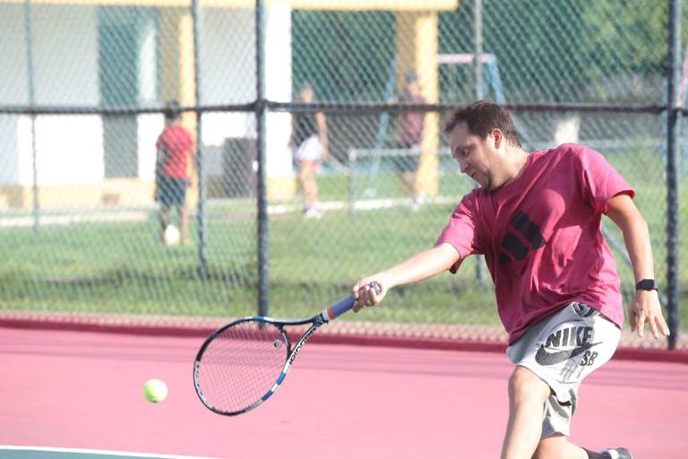 Jornada vibrante en Torneo Qué Padre El Tenis 2021