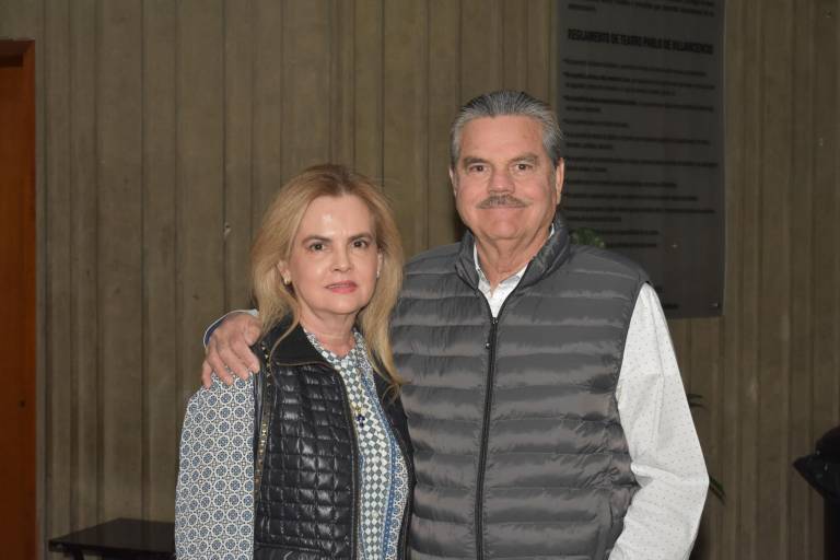 Aplauden al talento sinaloense en el homenaje a Céline Dion