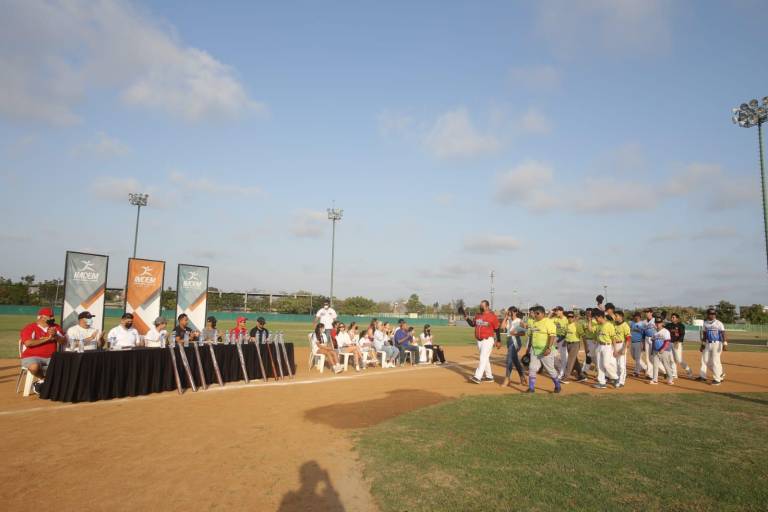 Inauguran Liga de Beisbol Juvenil Nuevos Valores Imdem 2022, en Mazatlán
