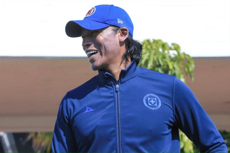 Joel Huiqui tomará el mando de Cruz Azul de manera interina ante Puebla