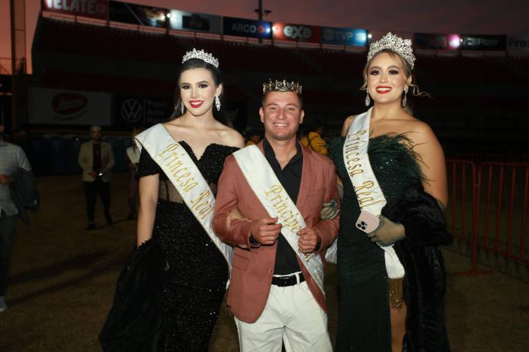 Melanie I es coronada como Reina Infantil del Carnaval 2023