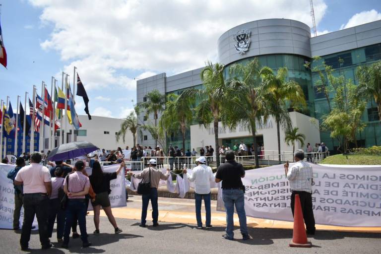 Suma el Rector de la UAS otra denuncia de la Unidad de Inteligencia