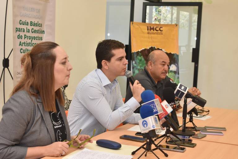 Capacitarán artistas y promotores culturales en gestión de proyectos artísticos