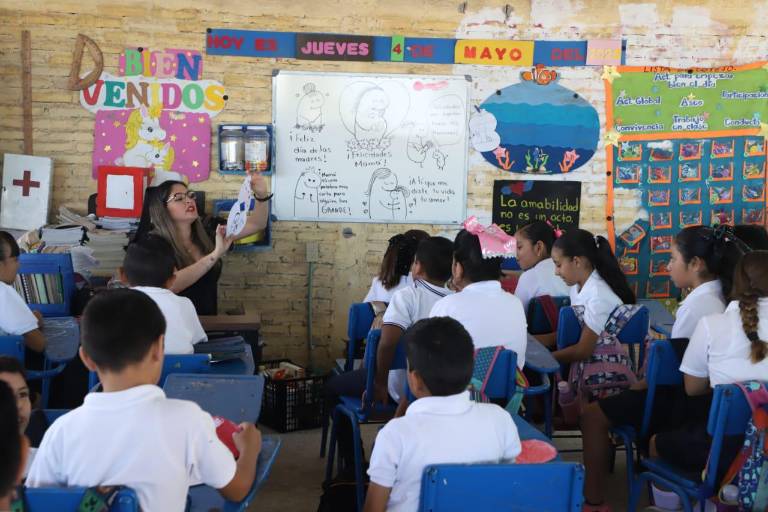 Medio millón de estudiantes regresan a las aulas este lunes en Sinaloa