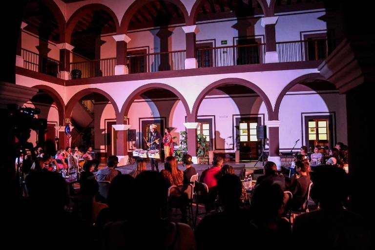 Presentan ‘Los intereses creados’ por el Día Mundial del Teatro