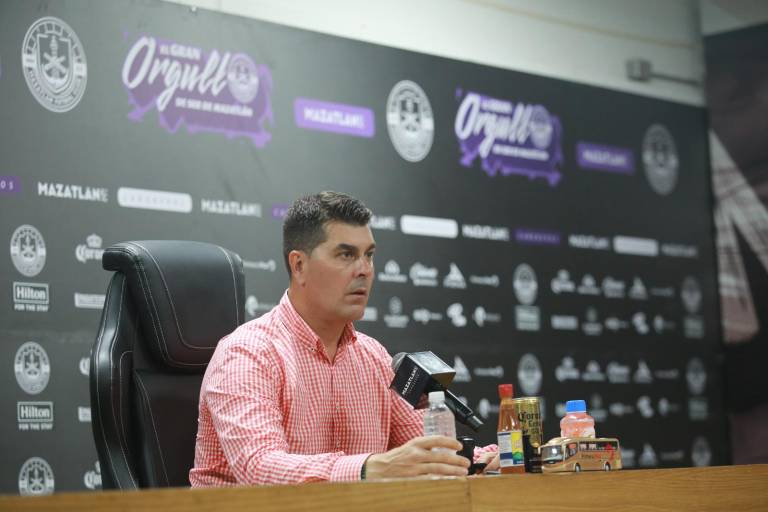 Es un mérito increíble de Mazatlán FC: Ismael Rescalvo