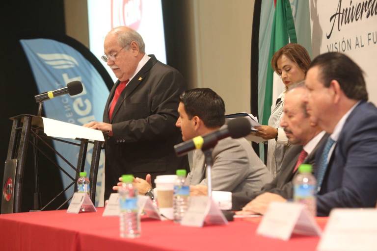 Guillermo Trewartha es reelecto como líder de constructores del sur de Sinaloa