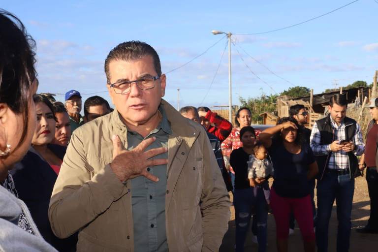 Tras destape de cartas de Morena, Alcalde de Mazatlán dice que va a esperar